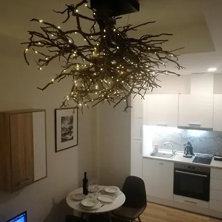 On Clock Square D2 Apartmán *