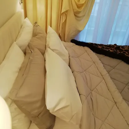 On Clock Square D2 * Veria (Imathia)