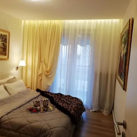 On Clock Square D2 * Véria