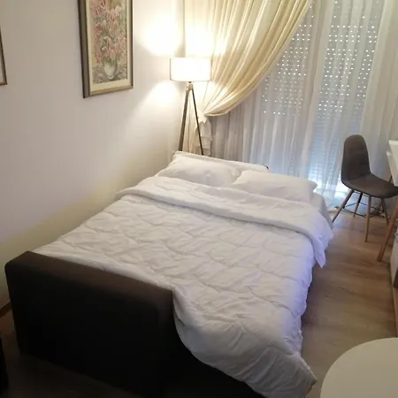 On Clock Square D2 * Veria (Imathia)