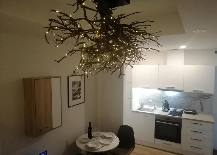 On Clock Square D2 Daire *