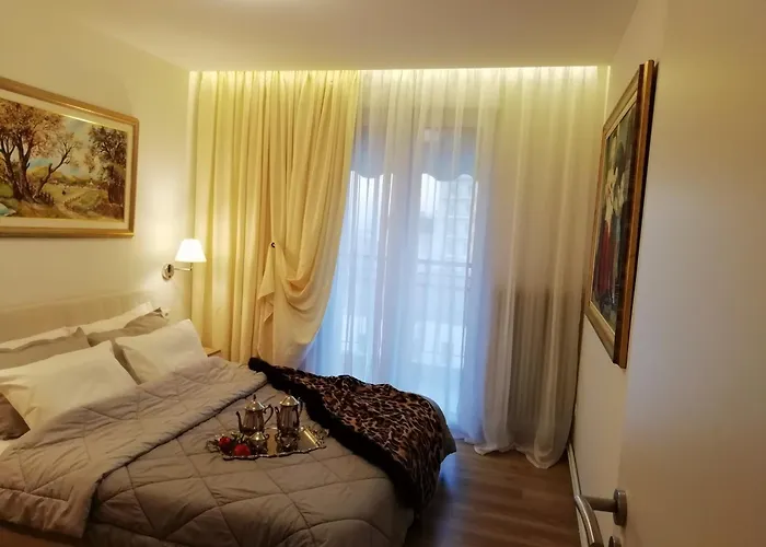 On Clock Square D2 * Veria (Imathia)