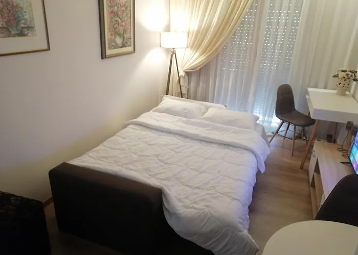 On Clock Square D2 * Veria (Imathia)